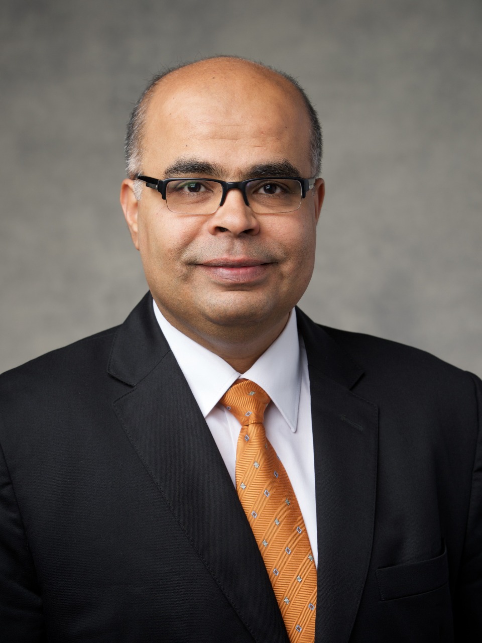 Élder Bhanu Hiranandani